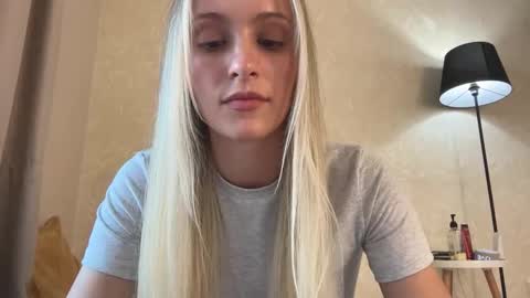 Lisa online show from 09.20.25