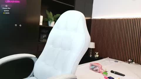 Snapshot of ffreyja_ chatting on 02.10.26 Freyja online show from 02.10.26