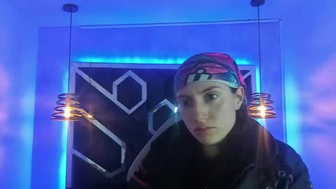   online show from 03.01.25