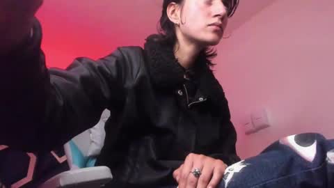   online show from 03.02.25