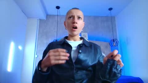   online show from 09.22.25