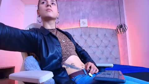   online show from 12.18.25