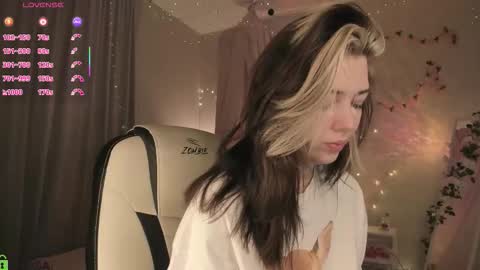 Snapshot of fieryfeline chatting on 01.19.26 Filla online show from 01.19.26