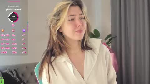 Snapshot of fieryfeline chatting on 03.28.26 Filla online show from 03.28.26