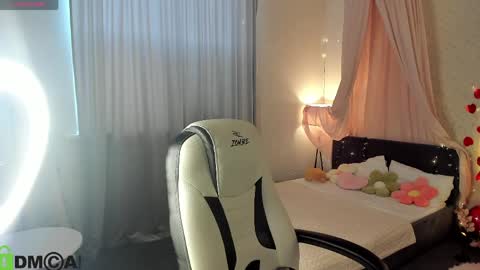 Snapshot of fieryfeline chatting on 03.29.26 Filla online show from 03.29.26