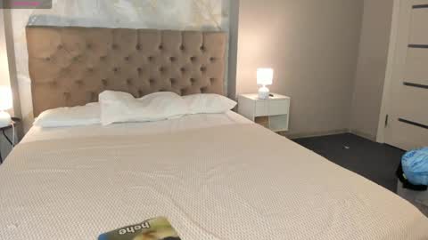 Snapshot of fieryfeline chatting on 04.09.26 Filla online show from 04.09.26