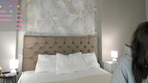 Snapshot of fieryfeline chatting on 04.11.26 Filla online show from 04.11.26