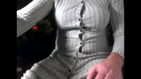 fifi010203 online show from 12.16.25