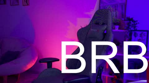 Snapshot of filipinaadams chatting on 12.15.24 cap and Lana online show from 12.15.24