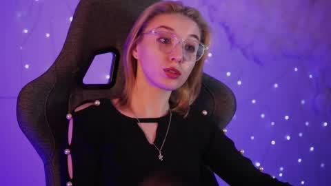 Snapshot of filipinaadams chatting on 02.27.25 cap and Lana online show from 02.27.25