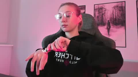 Snapshot of filipinaadams chatting on 03.01.25 cap and Lana online show from 03.01.25