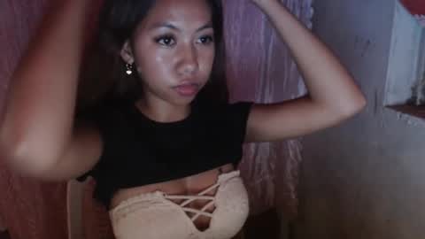 Snapshot of filipinawild_xx chatting on 03.01.25 marife online show from 03.01.25