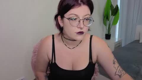 Snapshot of fimidaa chatting on 07.14.26 Ida online show from 07.14.26