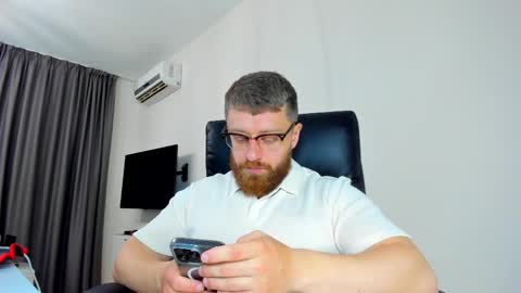 FindomGuyXXX online show from 04.10.26