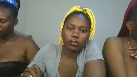 Snapshot of fine_melanie chatting on 01.16.26 melanie online show from 01.16.26