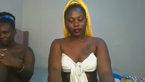 Snapshot of fine_melanie chatting on 01.17.26 melanie online show from 01.17.26