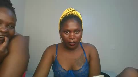 Snapshot of fine_melanie chatting on 01.19.26 melanie online show from 01.19.26