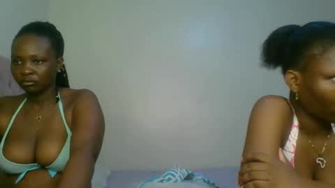 Snapshot of fine_melanie chatting on 02.01.26 melanie online show from 02.01.26