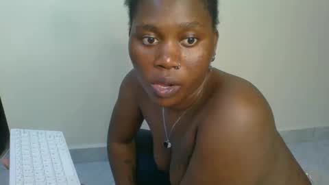 Snapshot of fine_melanie chatting on 02.03.26 melanie online show from 02.03.26