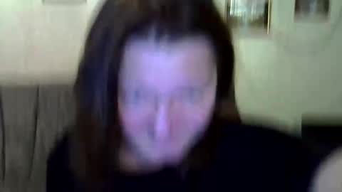 Snapshot of finika_say chatting on 11.21.25 finika_say online show from 11.21.25