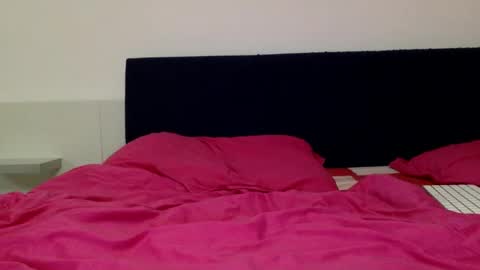 Snapshot of fionacam chatting on 02.05.25 Fiona online show from 02.05.25