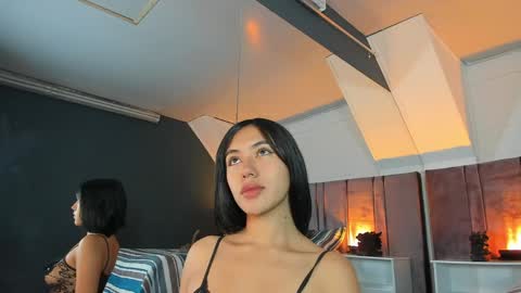 Snapshot of fiorelaa_ chatting on 05.21.26 Fiorela online show from 05.21.26