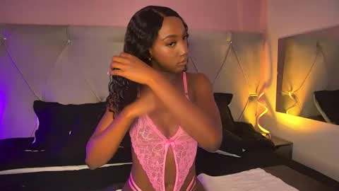 Fiorela Lenin  online show from 04.17.26