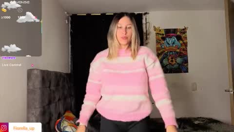 Snapshot of fiorella_up1 chatting on 10.23.25 F I O R E L L A online show from 10.23.25