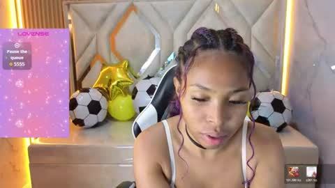 Snapshot of fioret_tx chatting on 07.08.26 Online 800 to 1400 online show from 07.08.26