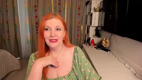 Snapshot of fire_foxone chatting on 03.08.25 FireFox online show from 03.08.25