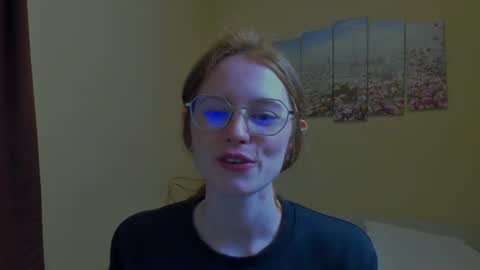 Snapshot of fire_luna chatting on 07.04.26 fire_luna online show from 07.04.26