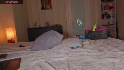 Alice online show from 10.04.25