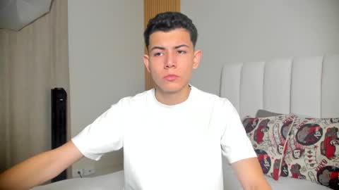 Nicolas online show from 11.24.25