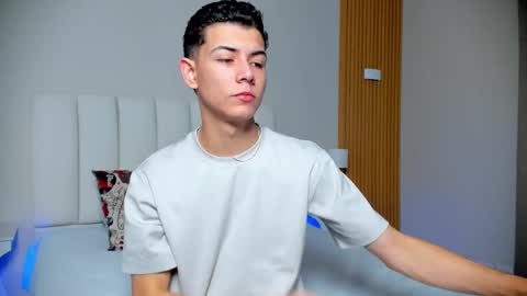 Nicolas online show from 01.07.26