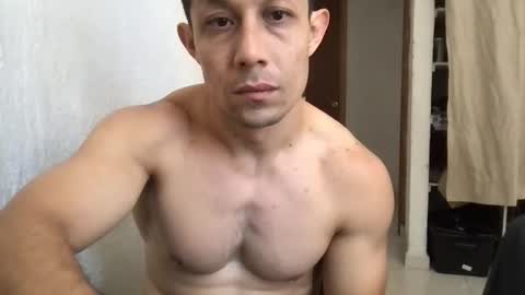 Snapshot of fitboyman chatting on 02.23.25 fitboyman online show from 02.23.25