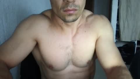 Snapshot of fitboyman chatting on 02.26.25 fitboyman online show from 02.26.25