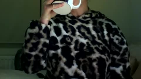 Fitbut online show from 01.12.25