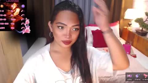 Snapshot of fitfemme_anna chatting on 04.23.26 fitfemme_anna online show from 04.23.26