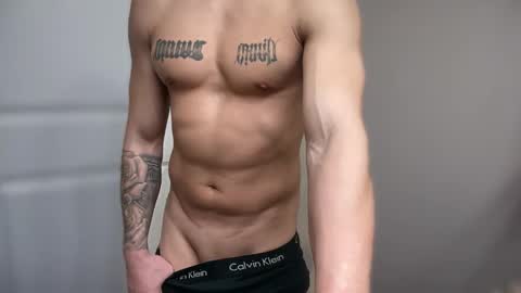 Snapshot of fithornyandtatted chatting on 02.17.26 fithornyandtatted online show from 02.17.26