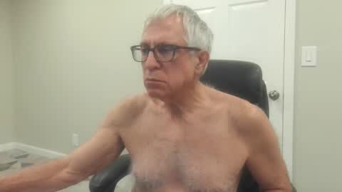 Snapshot of fitman999 chatting on 01.19.25 Jon online show from 01.19.25