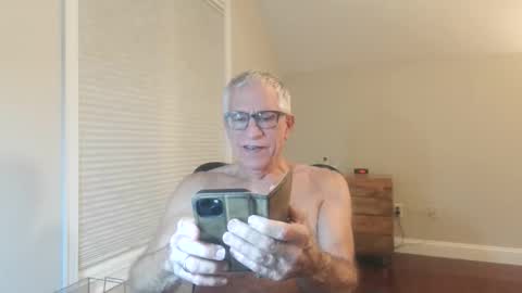 Snapshot of fitman999 chatting on 11.27.25 Jon online show from 11.27.25