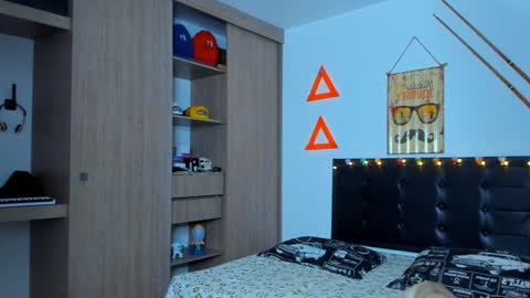 Snapshot of fitnolan chatting on 01.29.25 Elias Valencia online show from 01.29.25