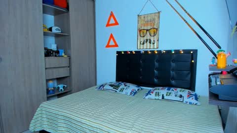 Snapshot of fitnolan chatting on 02.16.25 Elias Valencia online show from 02.16.25