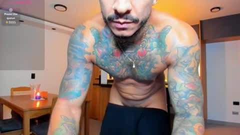 Elias Valencia online show from 12.15.25