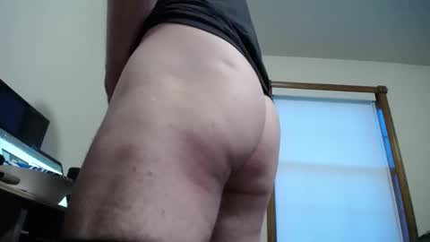  Links in Bio below online show from 04.03.26