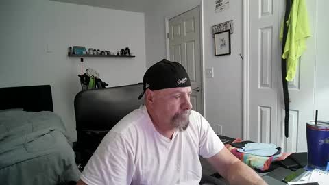 Florida guy online show from 02.16.25