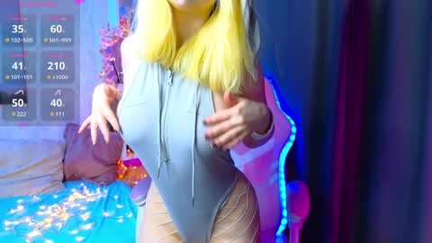 Sophie online show from 02.08.25