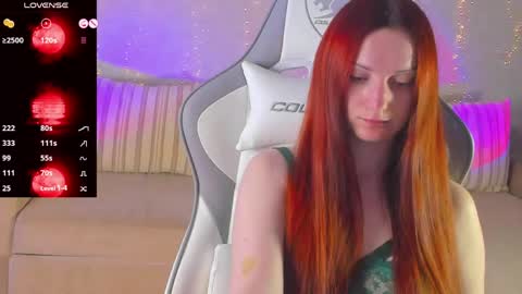 Snapshot of flamystar chatting on 05.17.26 Yana online show from 05.17.26