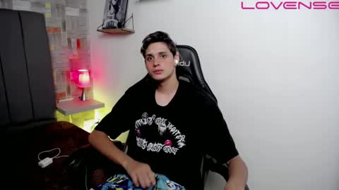 Snapshot of flaquito___ chatting on 04.15.26 Flaquito online show from 04.15.26