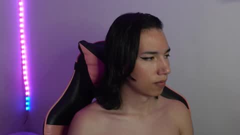 Snapshot of flaream_angel chatting on 02.14.25 Alexa online show from 02.14.25